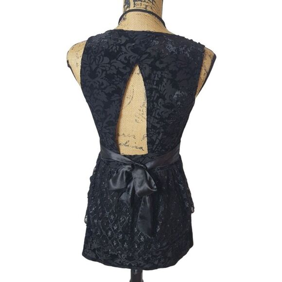 BKE Womens Black Rosette Peplum Top S Keyhole Back Jeweled Bow Tie Back Elegant - Picture 3 of 8